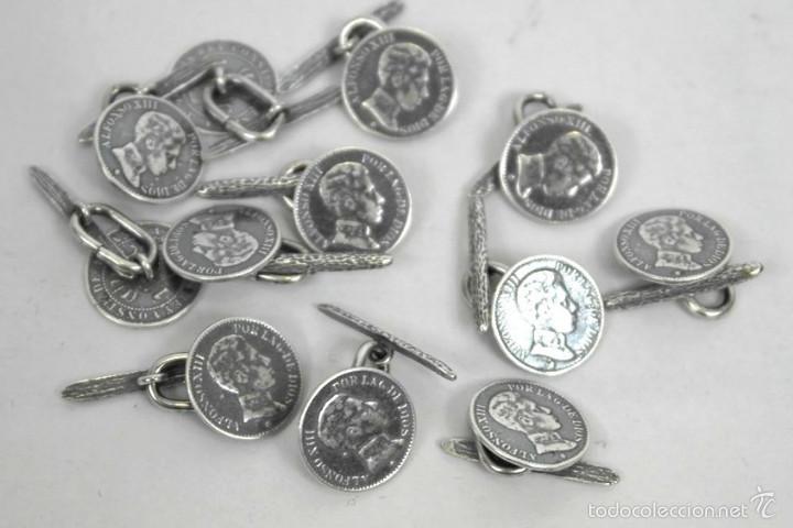 Joyeria: Bot&oacute;n de moneda, en metal plateado - Foto 1