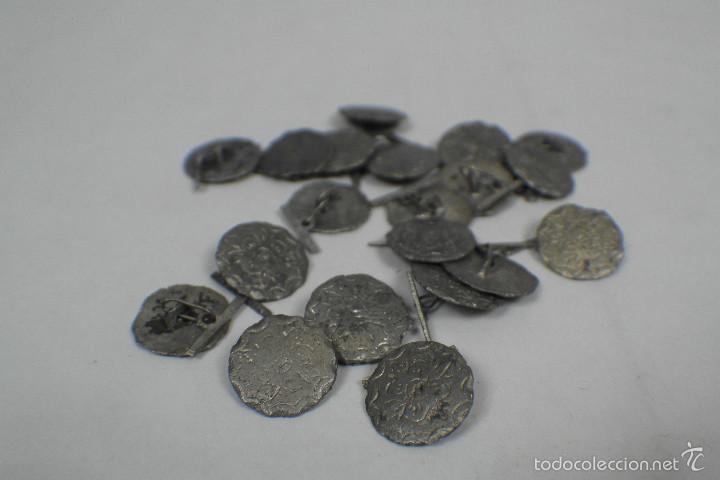 Joyeria: Botones de cadenilla met&aacute;licos - Foto 1
