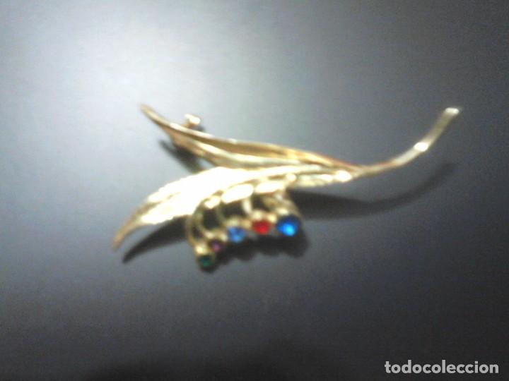 Joyeria: A- CINCO BONITOS BROCHES UNO CON MARCA WEST. - Foto 4