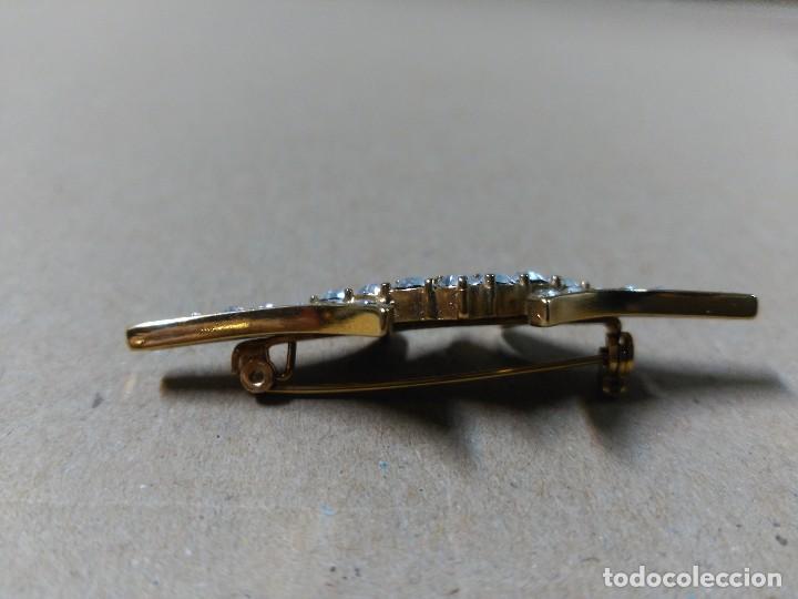 Joyeria: Broche dorado de estilo art-deco - Foto 4