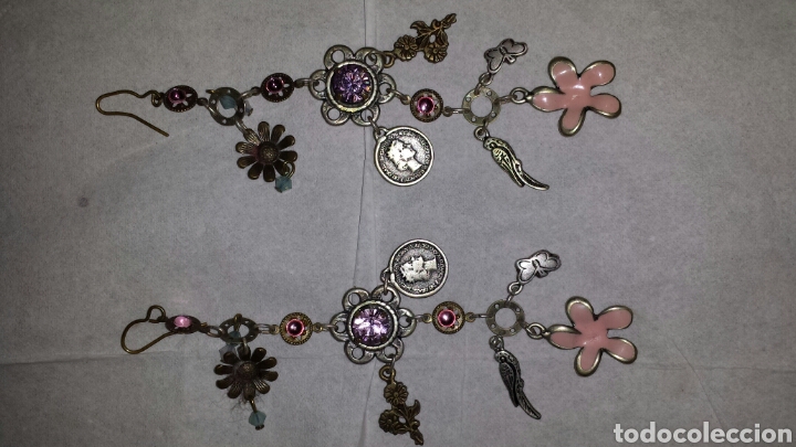 Joyeria: Preciosos pendientes cierre hippie . Muy curiosos 20 cm largo