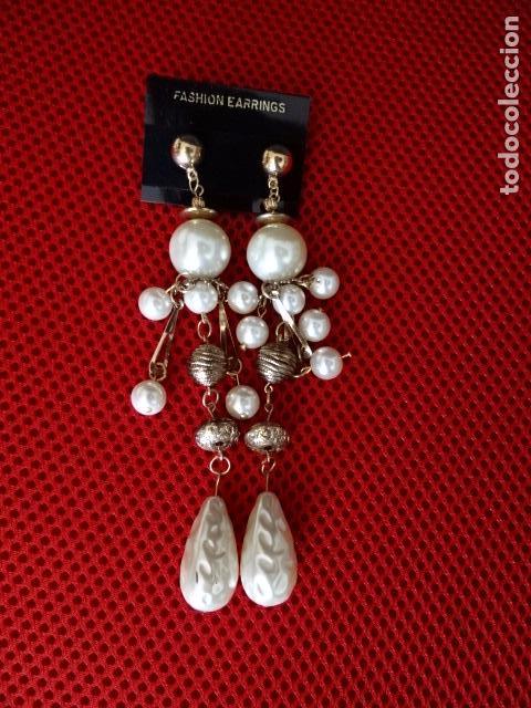 Gioielleria: BISUTERIA - PENDIENTES DE PERLAS Y METAL CIERRE PRESION - VINTAGE DE LOS 80/90 - NUEVOS