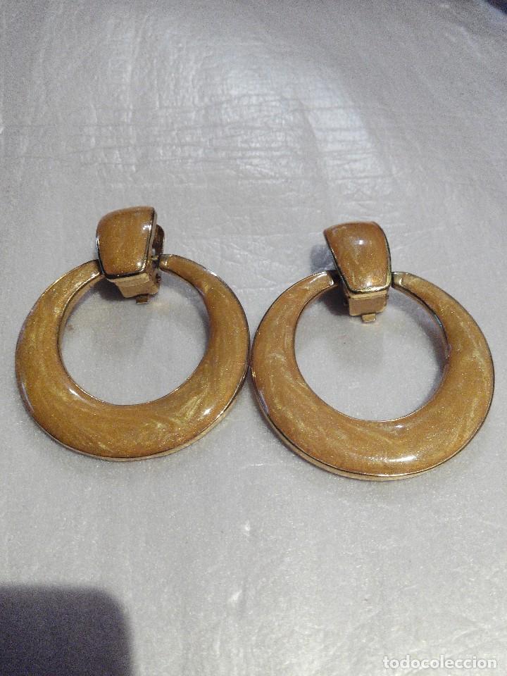 Joyeria: PENDIENTES REDONDOS EN DORADO Y ESMALTE - Foto 1