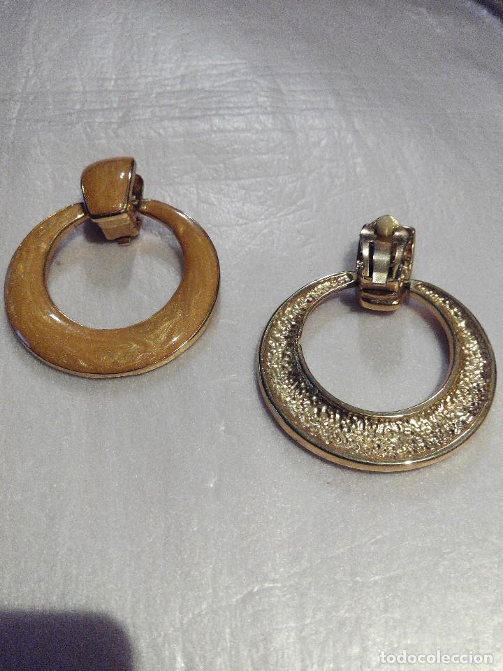 Joyeria: PENDIENTES REDONDOS EN DORADO Y ESMALTE - Foto 2