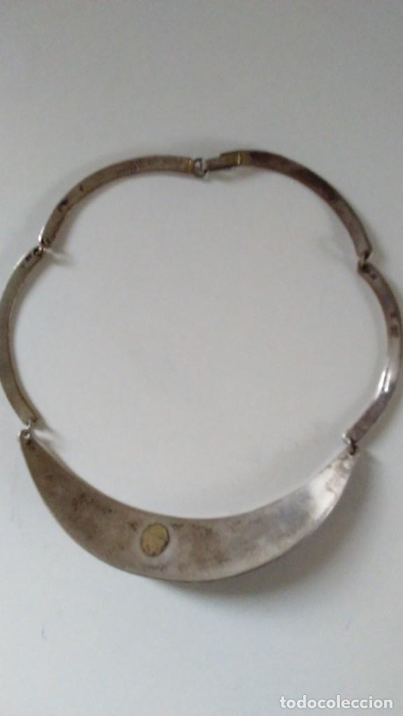 Joyeria: Collar tipo azteca, hecho en M&eacute;xico, semi rigido con incrustaciones de nacar - Foto 3