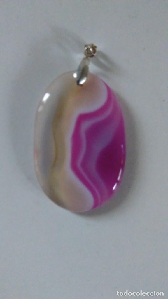 Joaillerie: Colgante de piedra de &aacute;gata