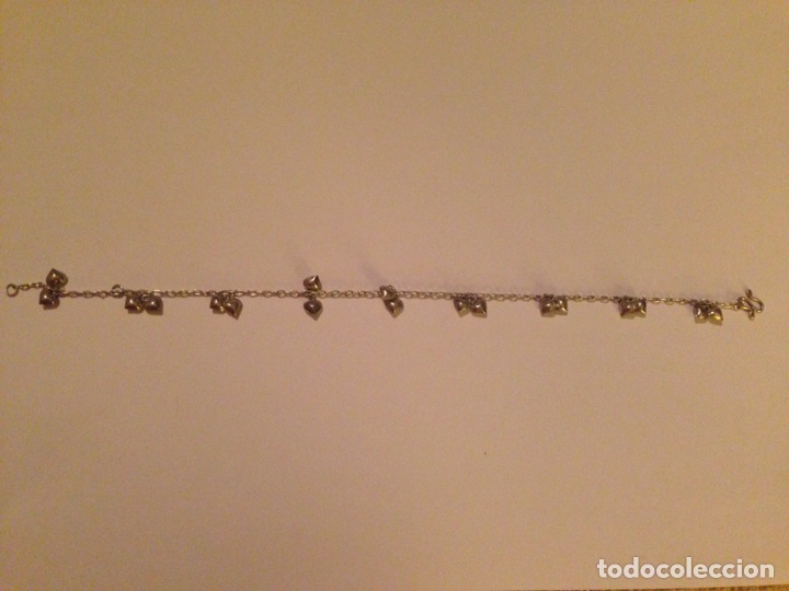 Joaillerie: Bonita Pulsera en Acero con corazoncillos..