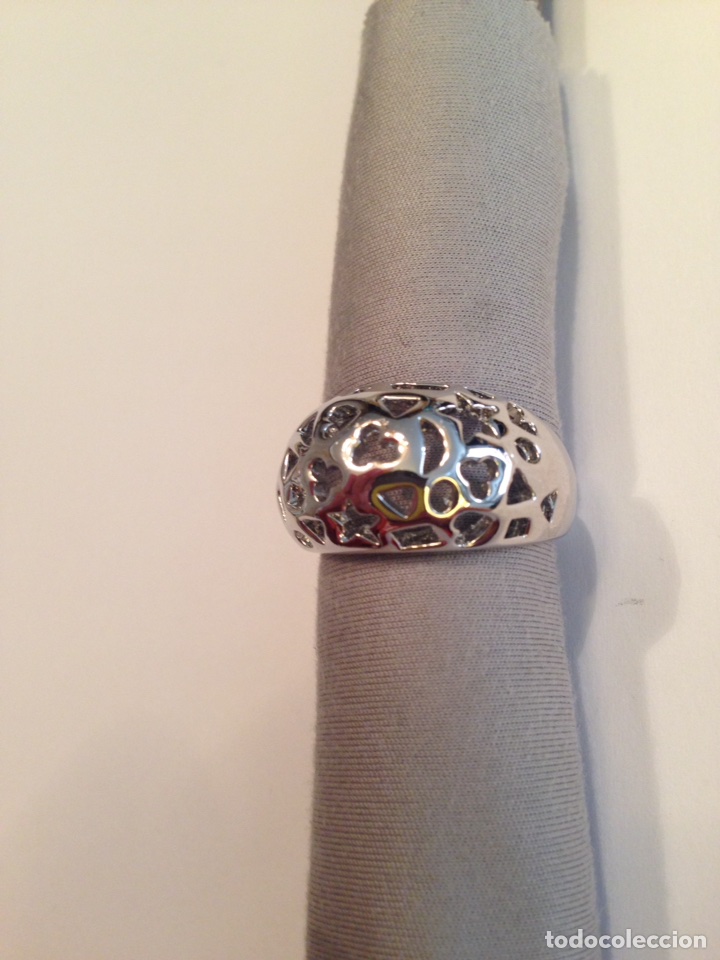 Joyeria: Anillo en Acero con Filigranas a modo de Corazones - Foto 2
