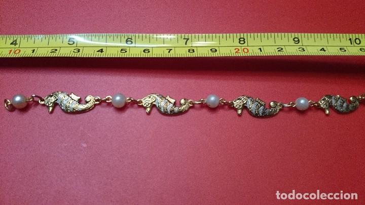 Joyeria: PULSERA DORADA CON FIGURAS DE CABALLITOS DE MAR - Foto 1