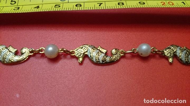 Joyeria: PULSERA DORADA CON FIGURAS DE CABALLITOS DE MAR - Foto 2