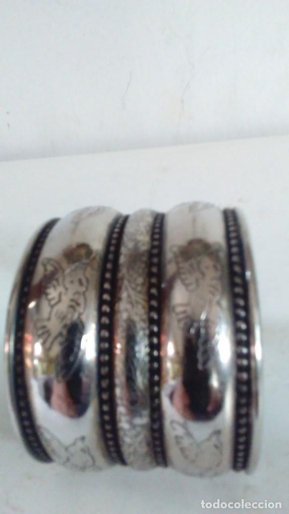 Joyeria: Pulsera brazalete de metal plateado - Foto 8
