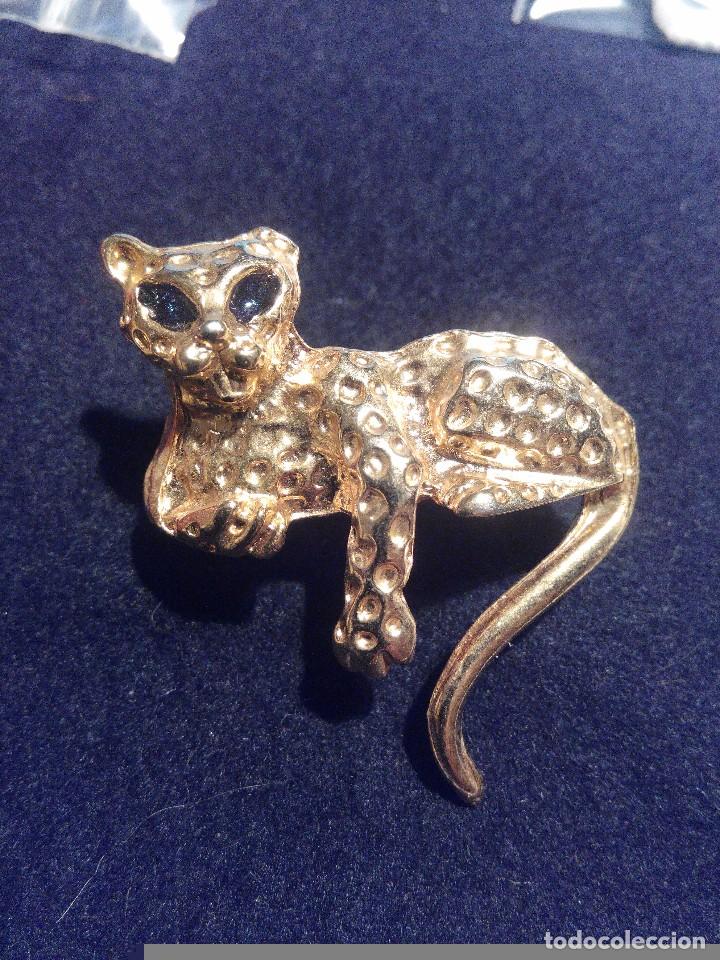 Joalharia: BROCHE PA&Ntilde;UELO FIGURA TIGRE EN DORADO. B36