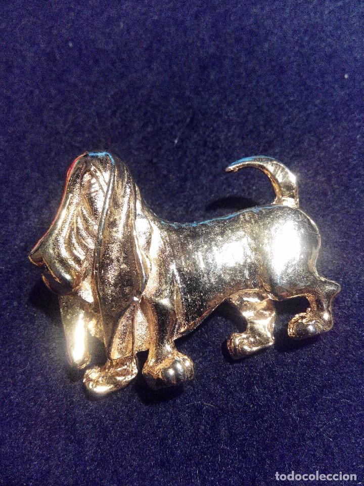 Joyeria: BROCHE DORADO FIGURA PERRO. B27 - Foto 1
