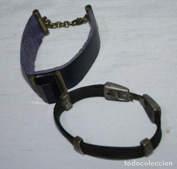 Joyeria: LOTE DE DOS PULSERAS VINTAGE DE CUERO