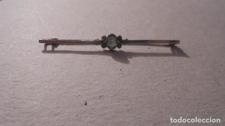 Schmuck: ANTIGUA AGUJA CON PIEDRA AZUL - A&Ntilde;OS 20/30 NO REPRODUCCION 6X0,5 CM.