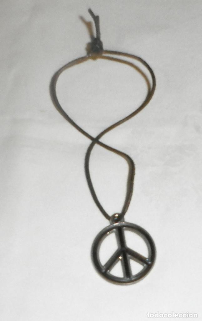 Schmuck: collar simbolo de la paz
