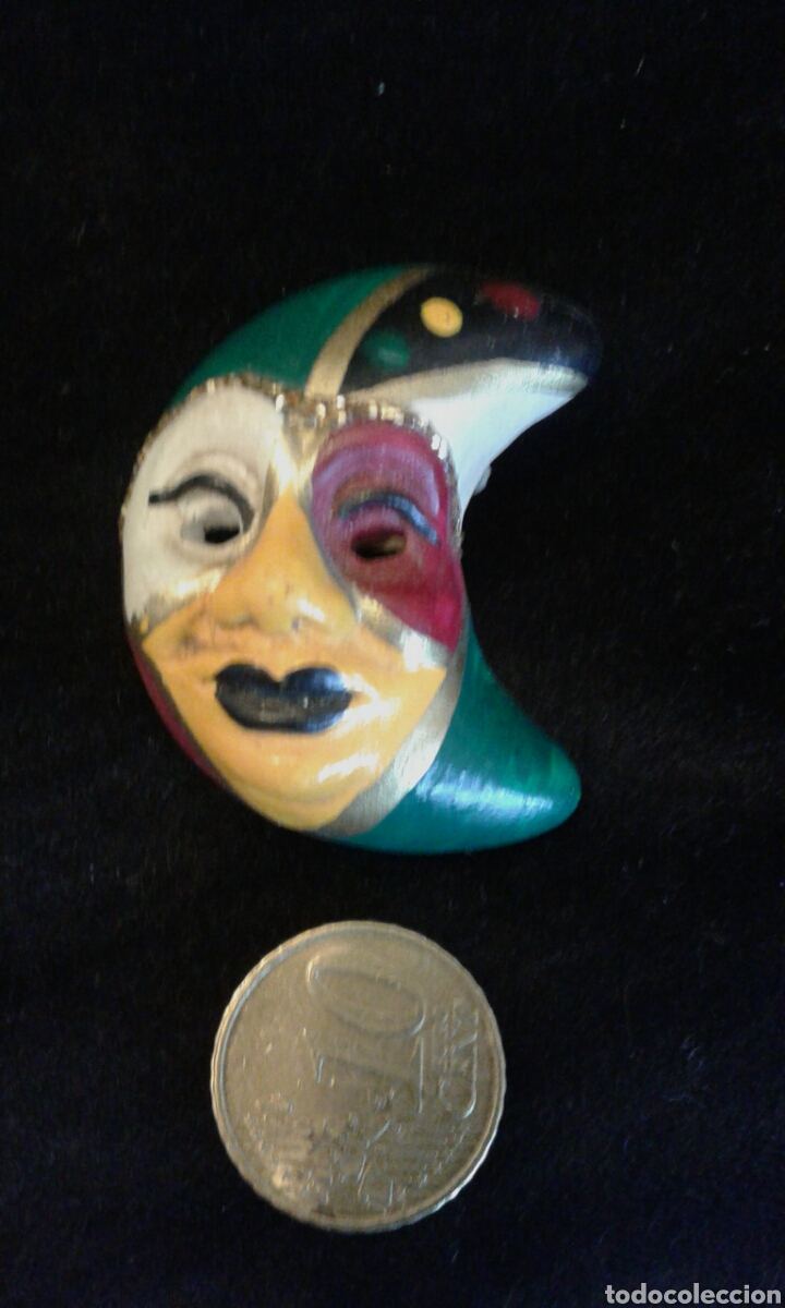 Joyeria: Broche luna artesanal yeso