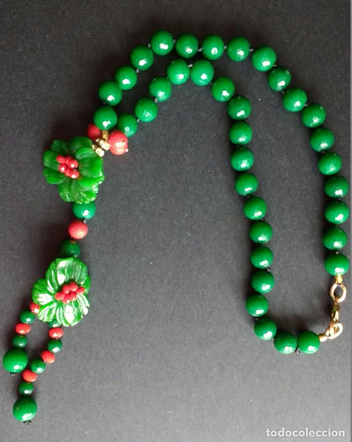 Joalharia: Collar &aacute;gata y flores de jade.