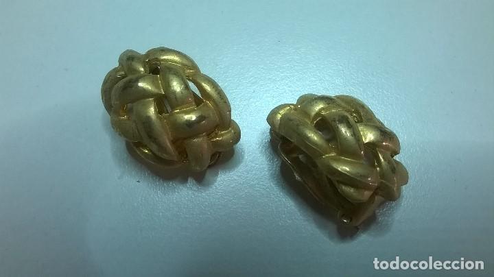 Joyeria: PENDIENTES TIPO PI&Ntilde;A, CIERRE A PRESI&Oacute;N - Foto 1