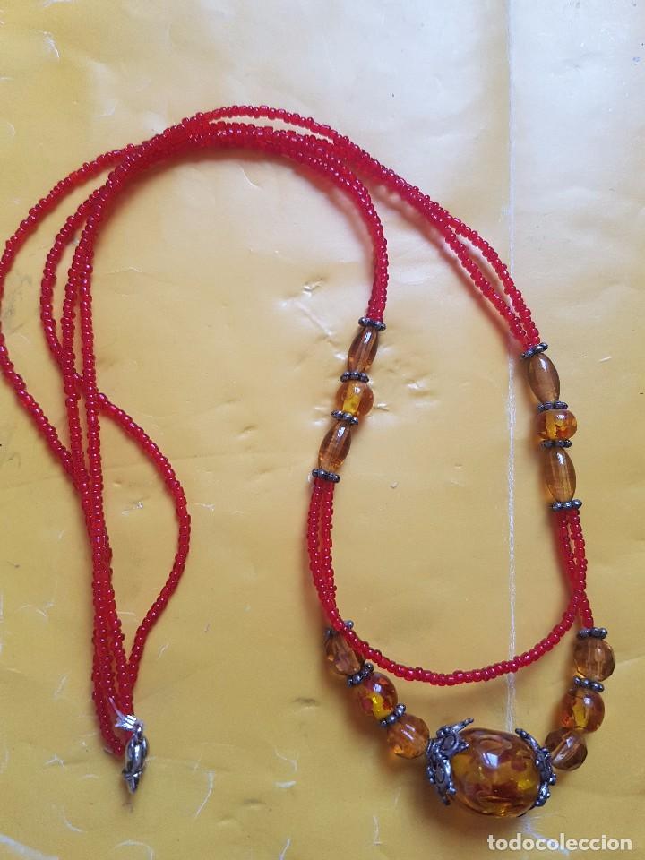 Joyeria: COLLAR CON CUENTAS IMITACION  AMBAR