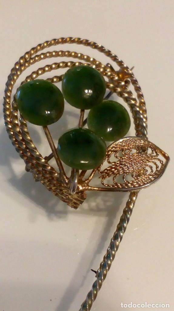 Joyeria: Broche dorado con piedras verdes - Foto 2