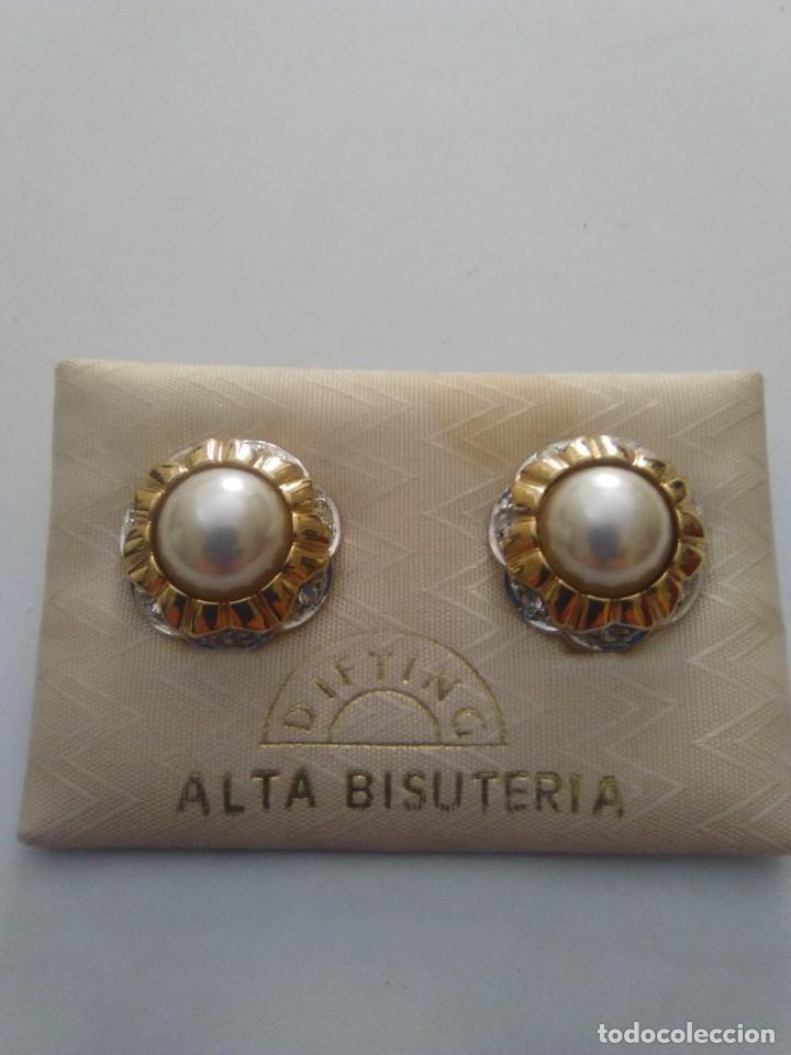 Schmuck: pendientes chapados con perla