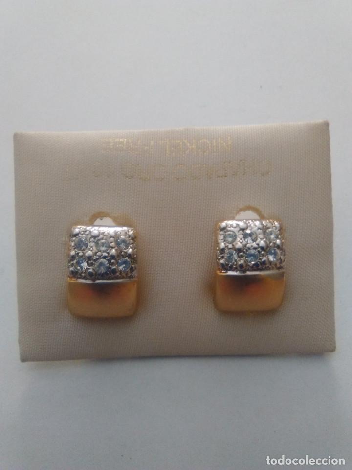 Schmuck: pendientes mat&eacute; con piedras