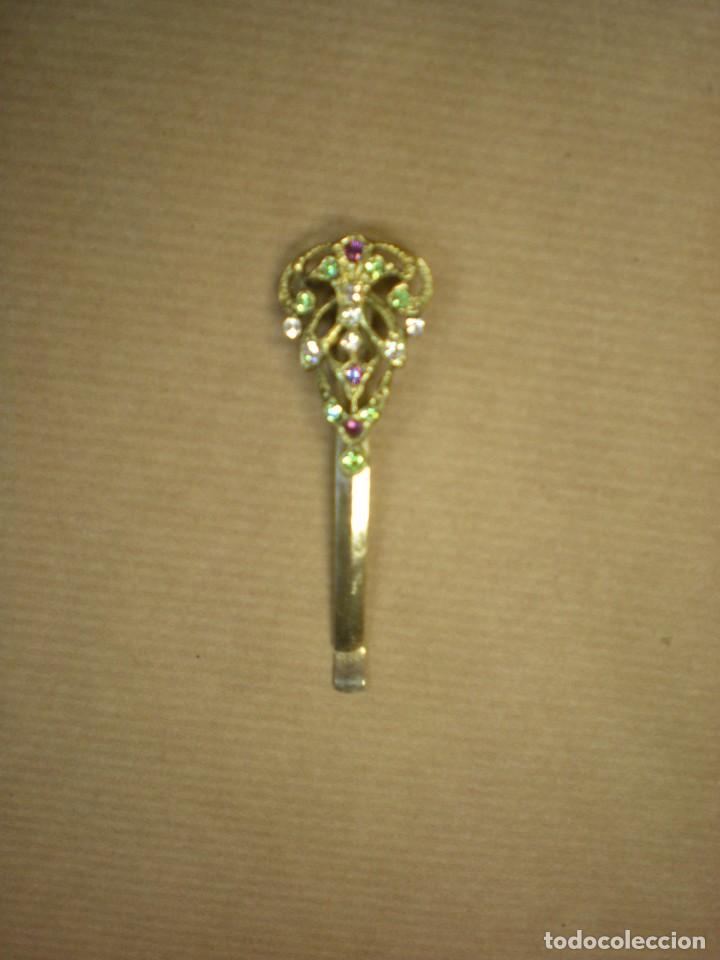 Schmuck: Pinza para el pelo dorada  con pedrer&iacute;a Longitud 5,5cm