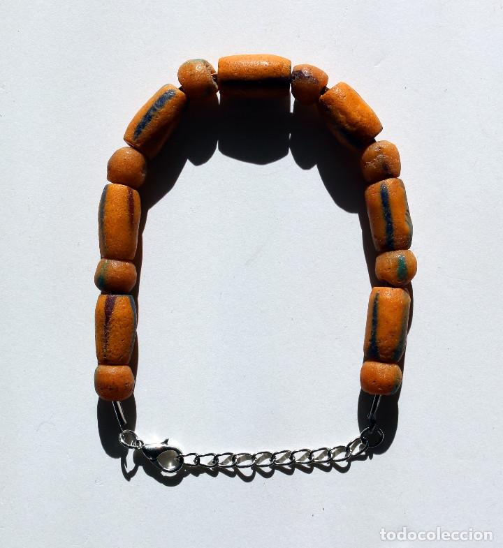 Joalharia: PULSERA REALIZADA CON ANTIGUAS CUENTAS TRIBALES DE VIDRIO FUNDIDO