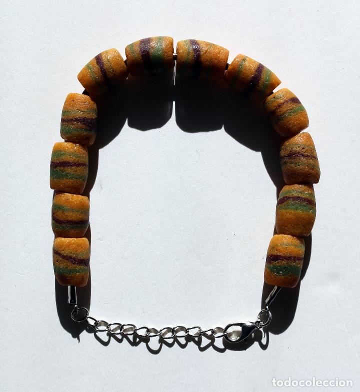 Joalharia: PULSERA REALIZADA CON ANTIGUAS CUENTAS TRIBALES DE VIDRIO FUNDIDO