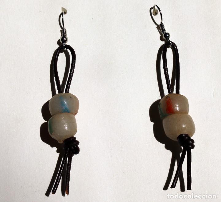Joaillerie: PENDIENTES REALIZADOS CON ANTIGUAS CUENTAS TRIBALES DE VIDRIO FUNDIDO