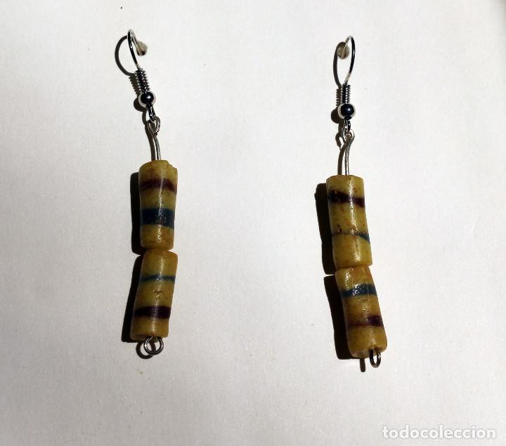 Joaillerie: PENDIENTES REALIZADOS CON ANTIGUAS CUENTAS TRIBALES DE VIDRIO FUNDIDO