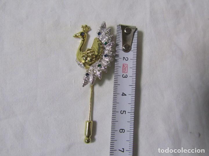 Joyeria: Alfiler con pedrer&iacute;a en forma de pavo real - Foto 2