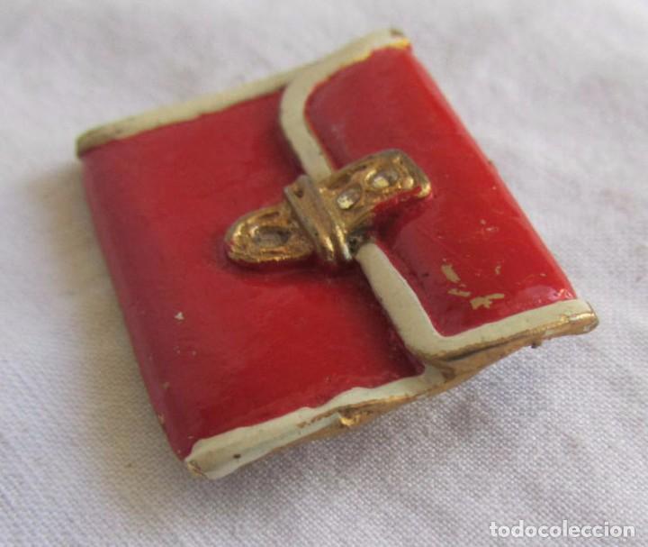 Joyeria: Broche de bronce en forma de cartera - Foto 5