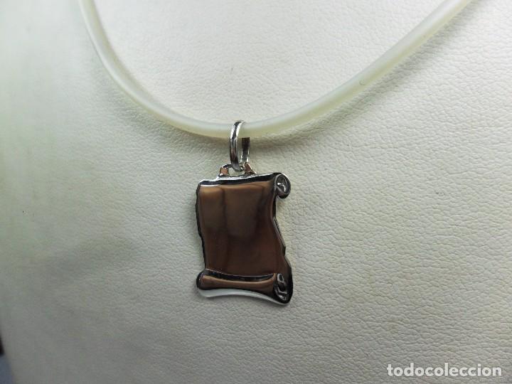 Joyeria: Colgante pergamino en plata 925,  con caucho blanco - Foto 3