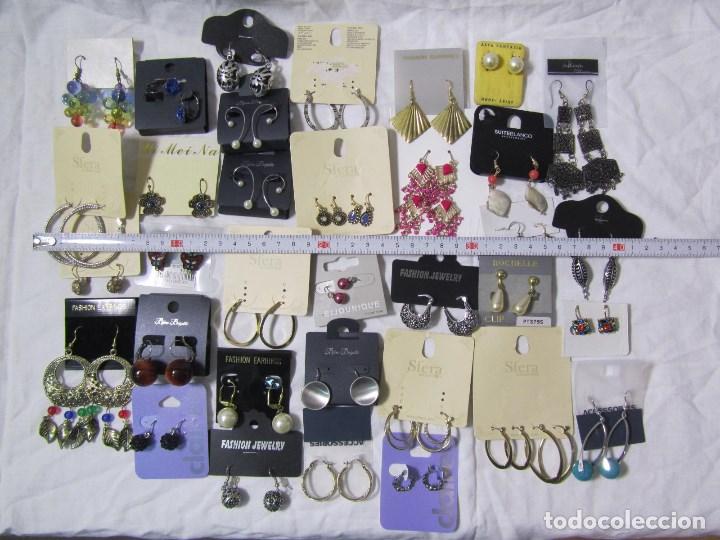 Joyeria: 34 pares de pendientes de colgar. Sin uso - Foto 2