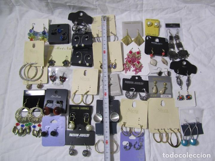 Joyeria: 34 pares de pendientes de colgar. Sin uso - Foto 3
