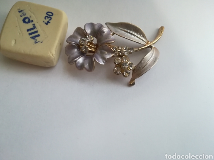 Joyeria: Broche en forma de flor con circonitas y esmalte. Perfecto. - Foto 4