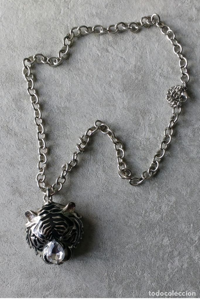 Schmuck: COLLAR DE CADENA CON CABEZA DE LE&Oacute;N.