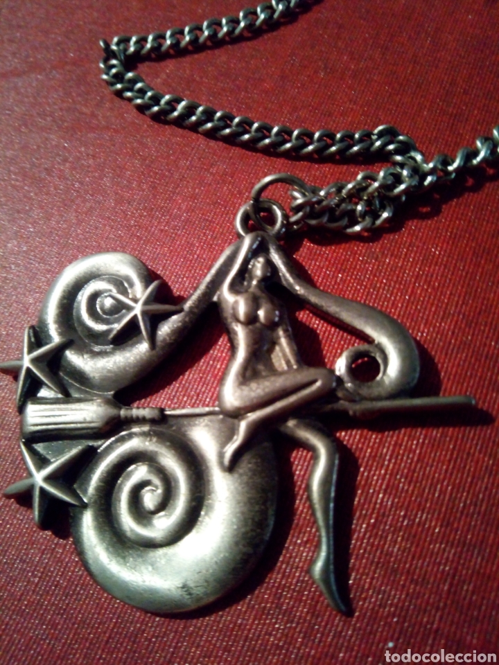 Joyeria: Colgante de acero bruja con estrellas - Foto 1