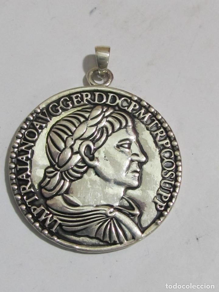 Joyeria: COLGANTE PLATEADO ESTILO ROMANO - Foto 1