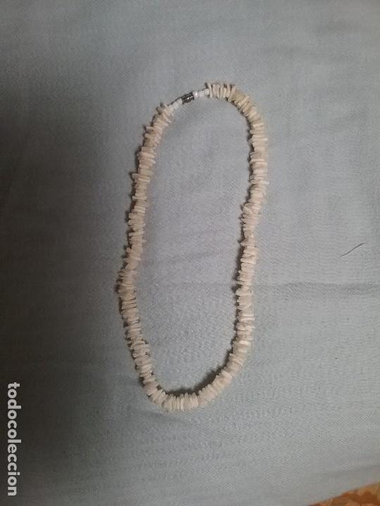 Joyeria: Collar Blanco de restos de conchas. - Foto 1