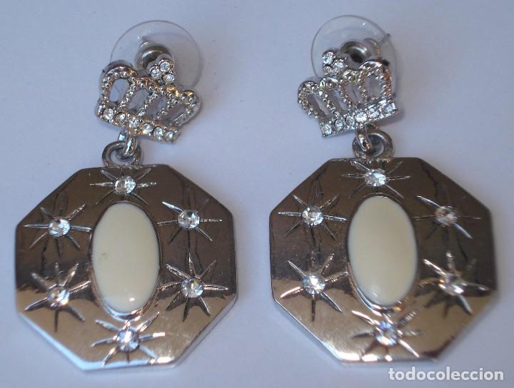 Joyeria: PRECIOSOS PENDIENTES PLATEADOS CON CIRCONITAS Y ESMALTE BLANCO - GRAN CALIDAD -