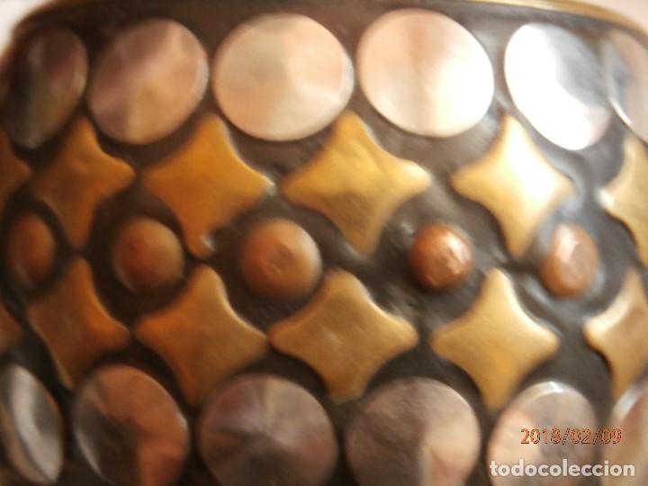 Joyeria: ANTIGUO BRAZALETE DE LATON Y ESMALTE - Foto 2