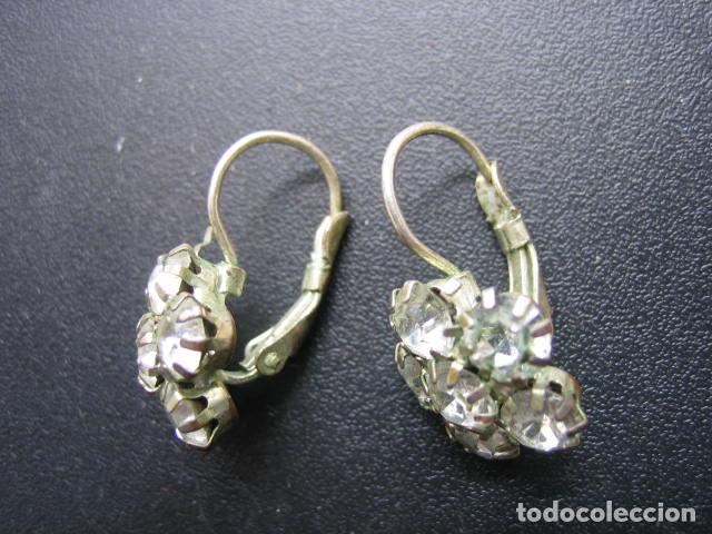 Joyeria: Pendientes antiguos de bisuter&iacute;a - Foto 2