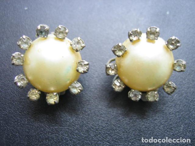 Joyeria: Pendientes antiguos de bisuter&iacute;a - Foto 1