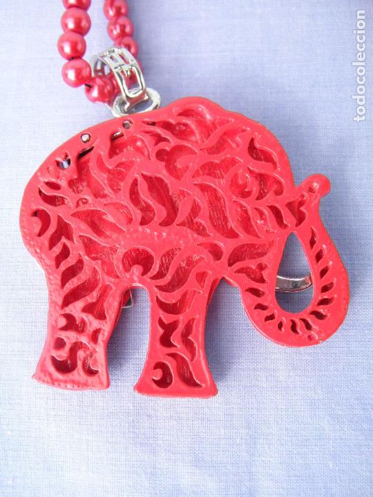 Joyeria: Collar rojo con colgante de elefante - Foto 3