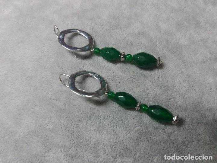 Gioielleria: pendientes en &aacute;gata verde/bisuter&iacute;a