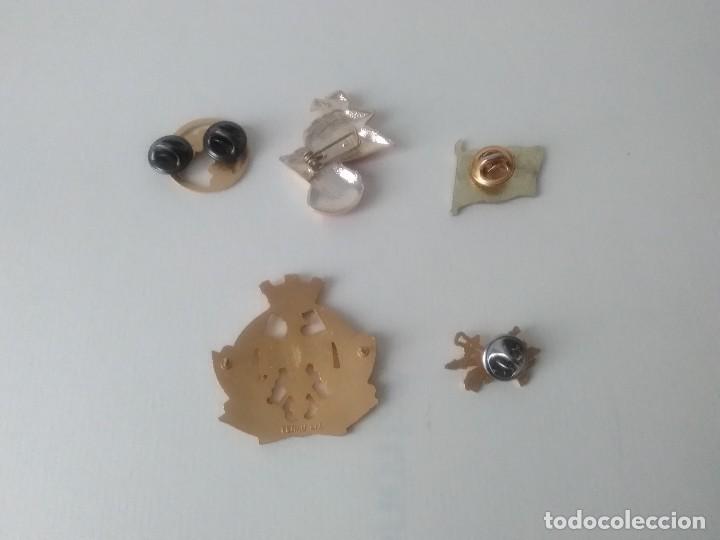 Joyeria: 5 pin variados (bisuter&iacute;a). 29 - Foto 2