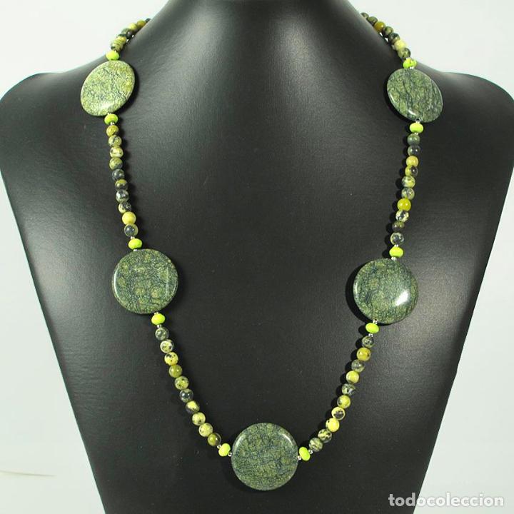 Joaillerie: Juego collar 64 cm.y pendientes &aacute;gata y nefrita